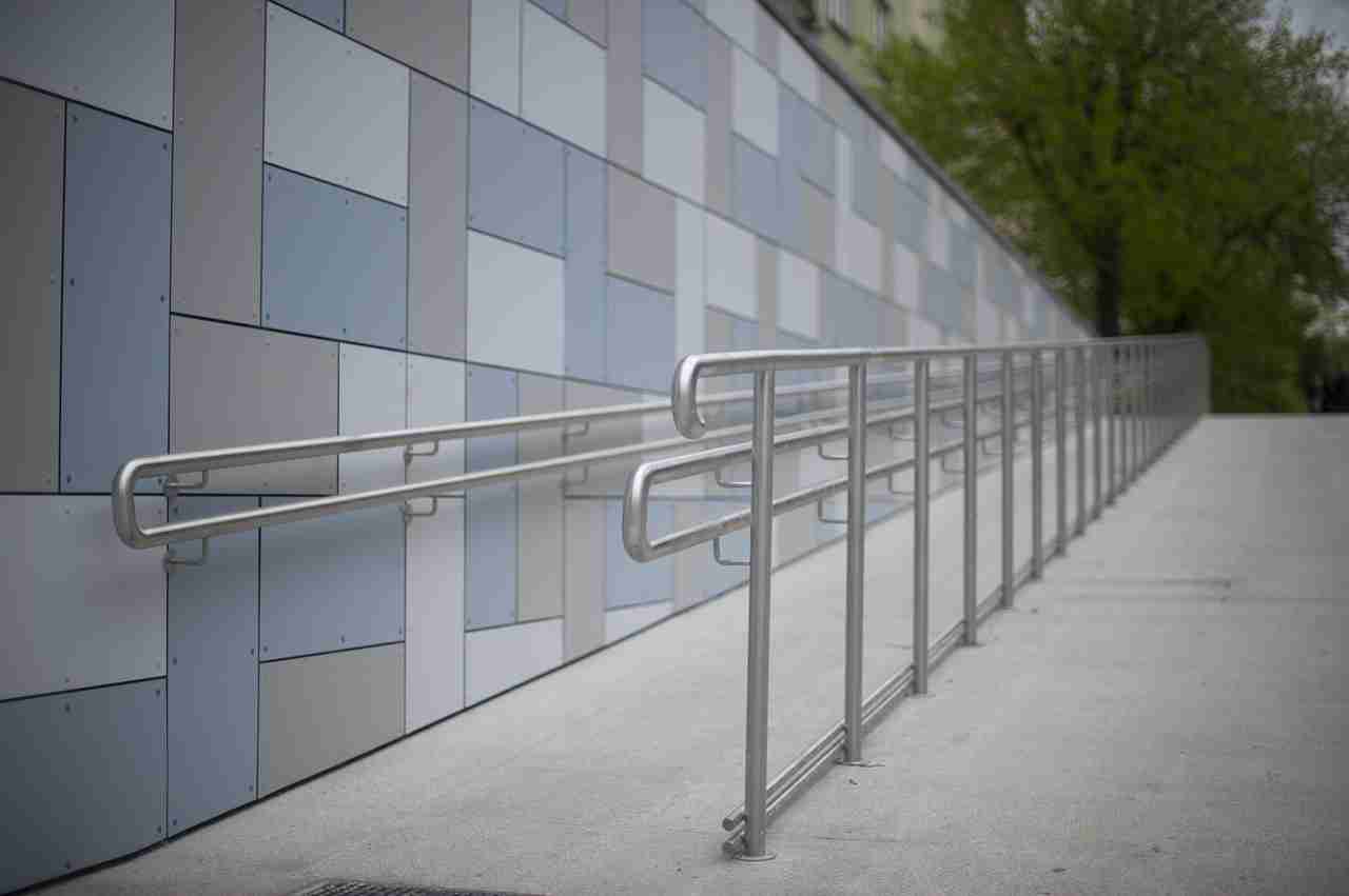 ... décision justice garantie décennale accessibilité handicapés