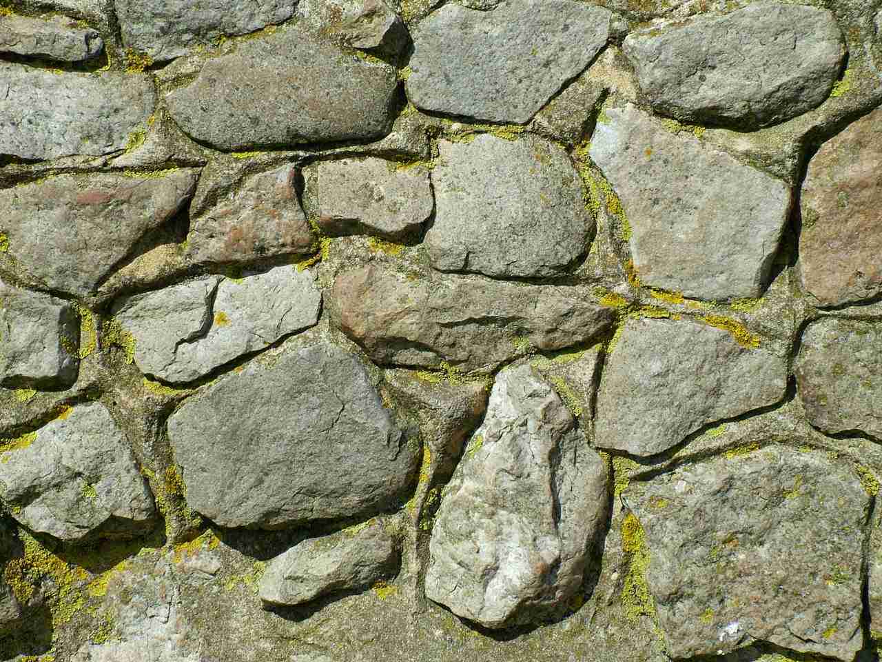 présence rochers risque tassements différentiels